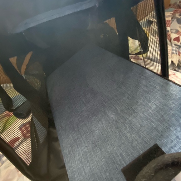 Cat Carrier - Picture 6 of 11